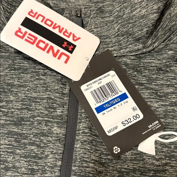 NWT! Under Armour 1/4 zip - Picture 6 of 6